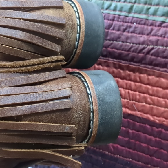 ROOTS* stunning,rare, limited edition, Tribe leather fringe boots size 7 - Picture 7 of 17